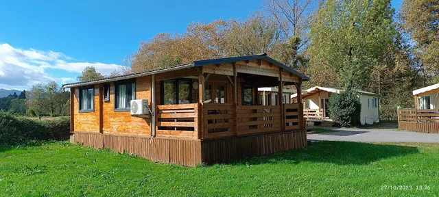 Camping Uhaitza "Le Saison"