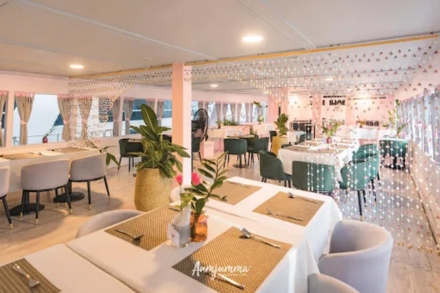 Sea Angel Boat Club Restaurant