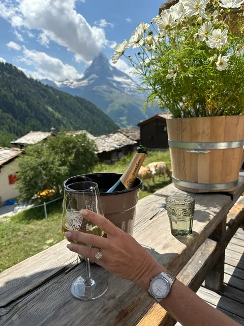 Mike Nekta New York - Engagement Rings | Wedding Bands & Wholesale Diamond Jewelry