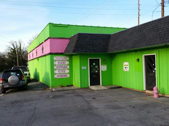 Backyard Pet Boutique & Nutrition Center