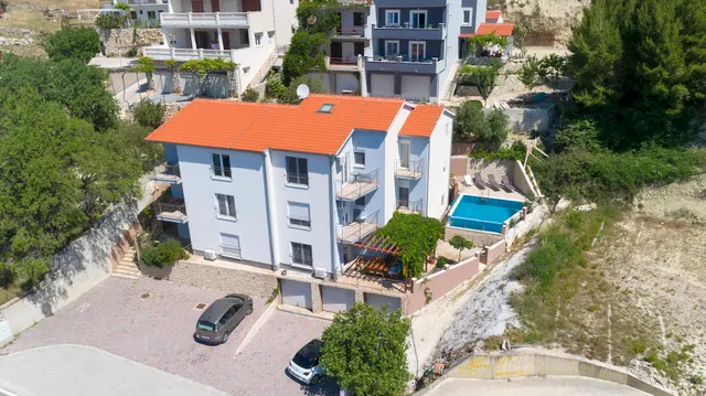 Apartments Sara & Nina