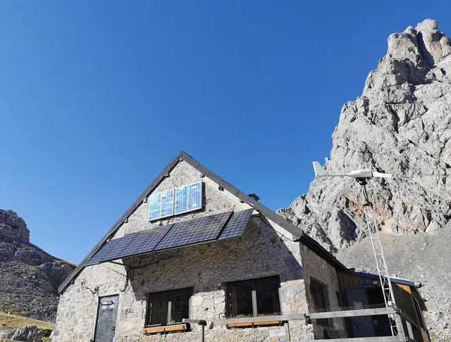 Refugio Diego Mella / Collado Jermoso