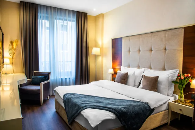 Crystal Hotel Belgrade