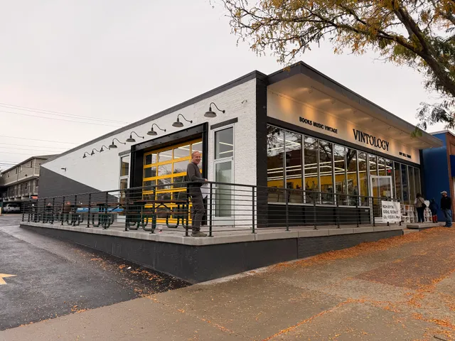 Vintology Books & Music