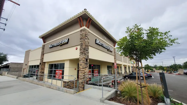 Mattress Firm Commonwealth