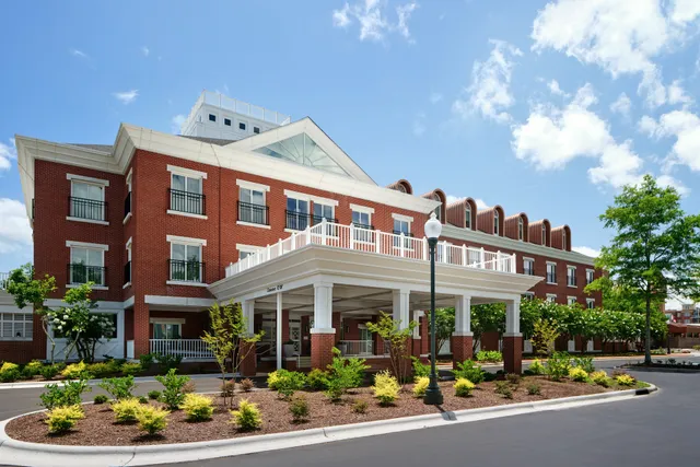 Tryon Riverfront Inn New Bern, Tapestry Collection by Hilton