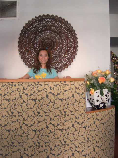 Royal Thai Massage & Beauty