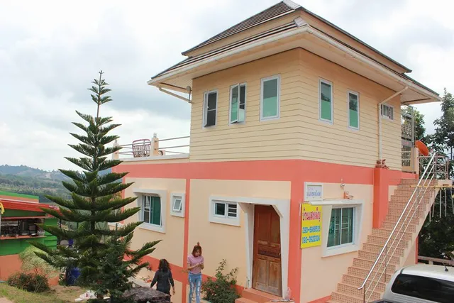 บ้านแสงเพ็ญ by แช่มช้อย