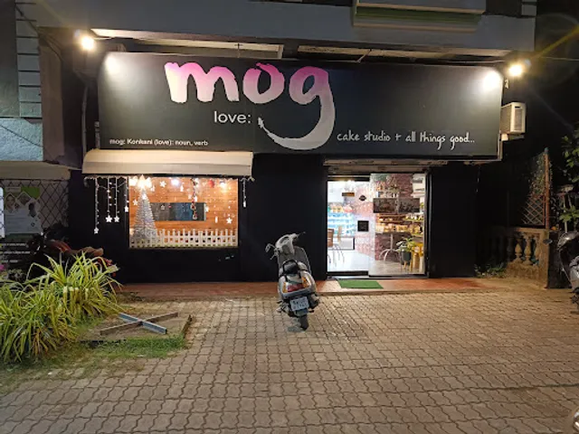Mog Cake Studio