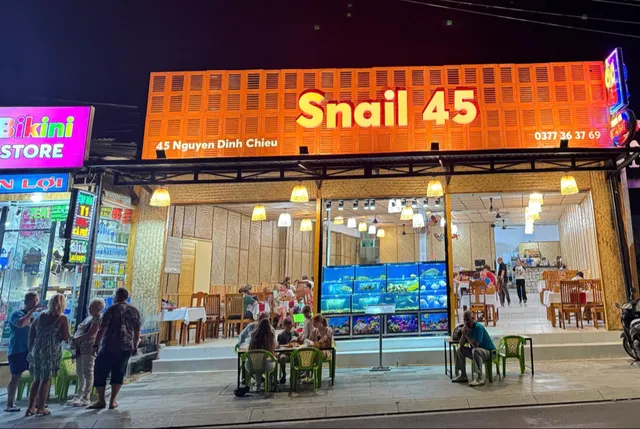 Nhà Hàng Snail 45 - Ốc 45 - Hải Sản Bình Dân