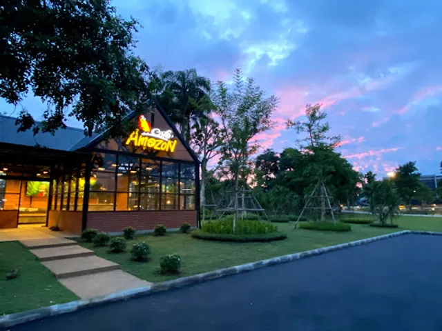 คาเฟ่ อเมซอน