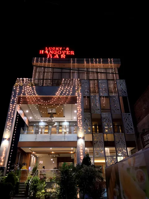 Hotel Lucky International