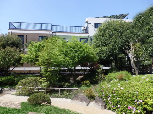 T-TOWER GUESTHOUSE (ninja house)