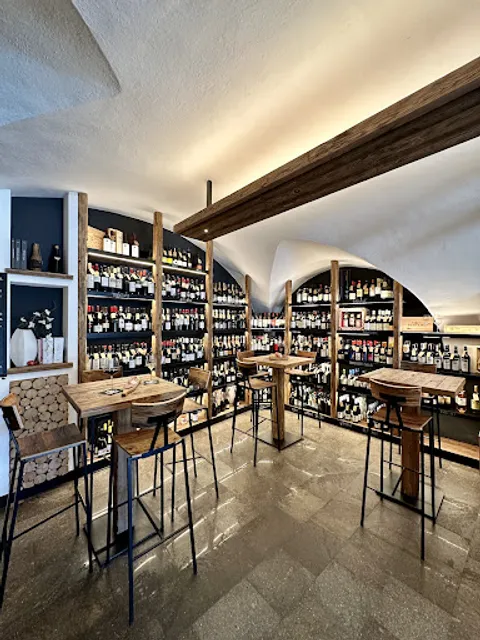 Sot e Sora Wine & Food