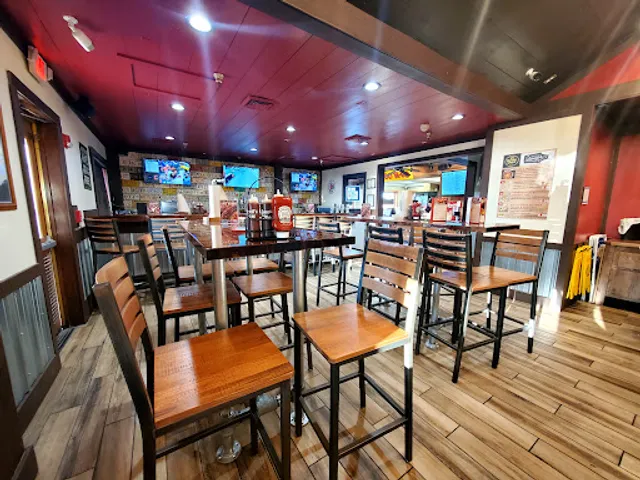 Famous Dave's Bar-B-Que