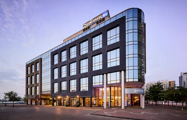 Radisson Blu Toronto Downtown