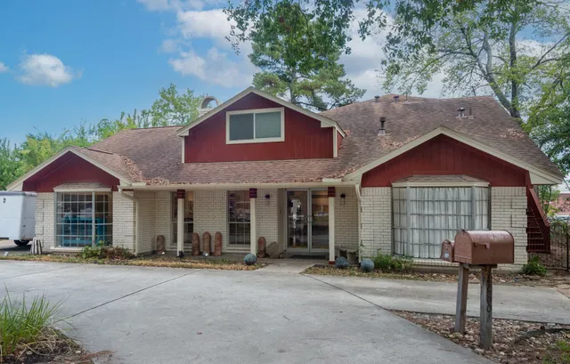 Mossrock Studio and Fine Art Gallery