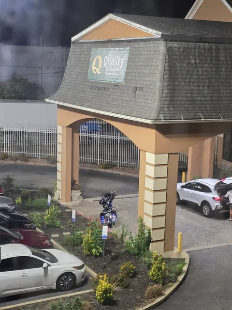 Quality Inn & Suites University/Airport