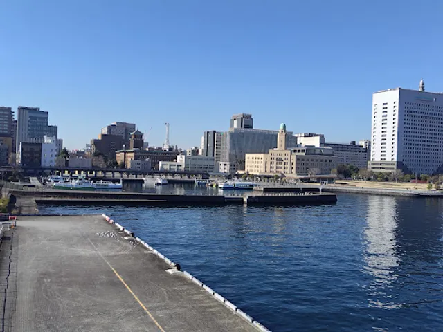 Osanbashi-kyakusen Terminal [Osanbashi Passenger Terminal]