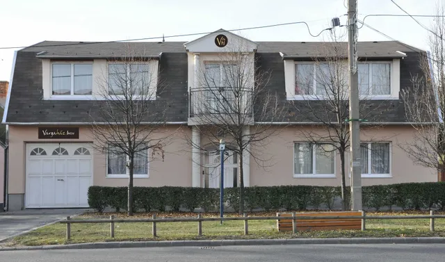 Varga-ház panzió
