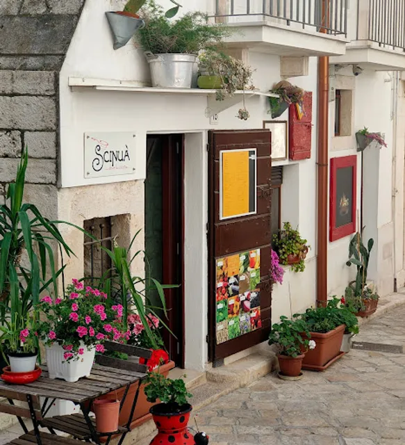 Scinuà - Cucina Essenziale