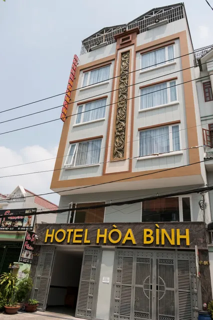 Khách Sạn Hòa Bình
