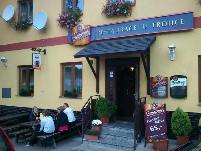 Restaurace a penzion U Trojice