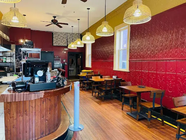 Niuda Noodle & Sushi