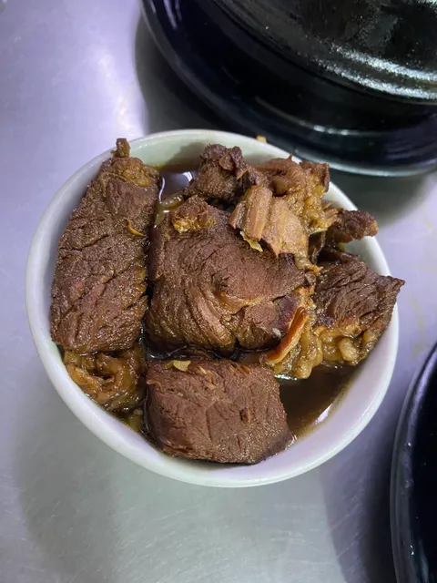 Delicious Jar Pork Restaurant