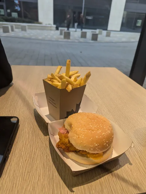 VMN Fried Chicken & Pizza