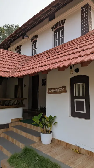 Aadhya Homestay