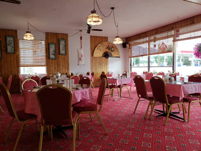 Sun R Restaurant by New Ownership - Creston BC for DINE-IN &TAKEOUT