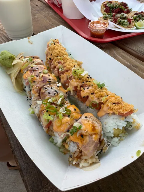 Pakupaku Sushi