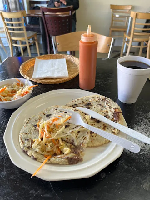 Restaurante Y Panadería LA Quetzalteca