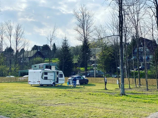 Beskid Camp Pole Namiotowe, Kempingowe