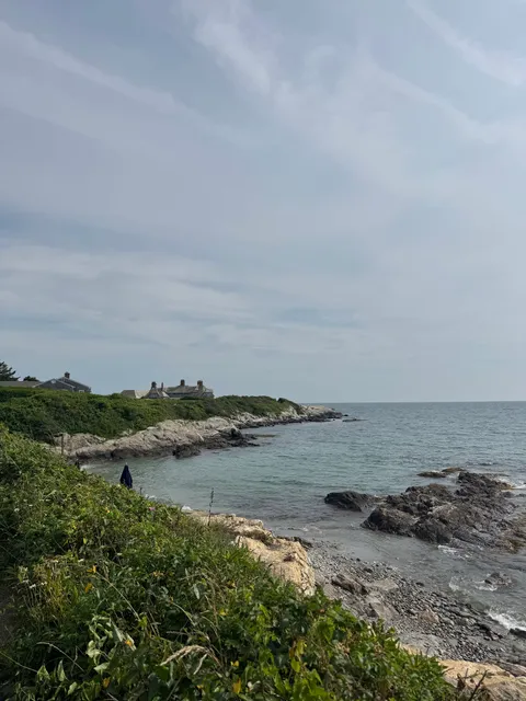 Cliff Walk – Shepard Ave