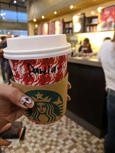 Starbucks Bonifacio Stop Over