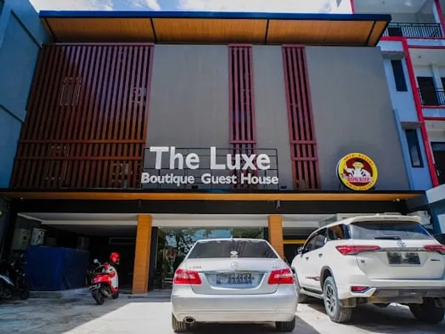 The Luxe Hotel Guesthouse