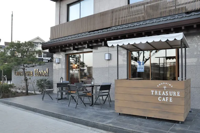 ENOSHIMA TREASURE CAFE(エノシマトレジャーカフェ)