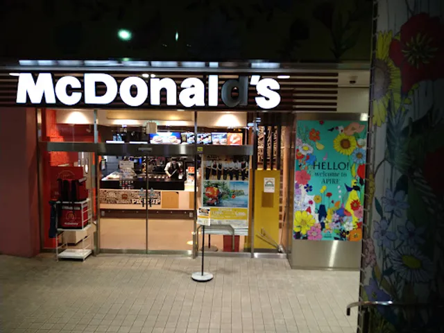 McDonald's Akabane APIRE