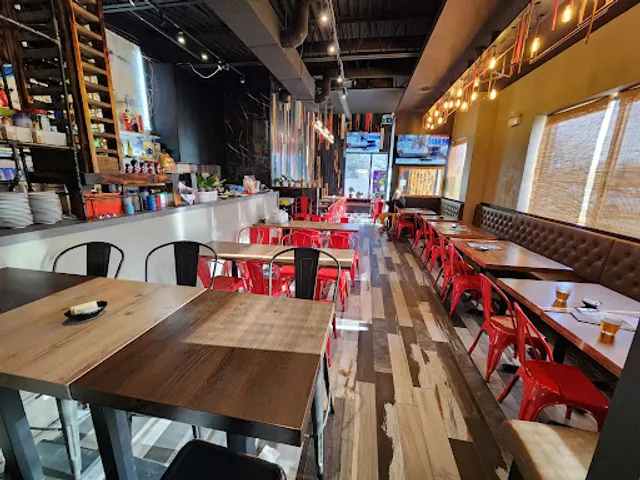 Pine House Cafe Newmarket (松屋)