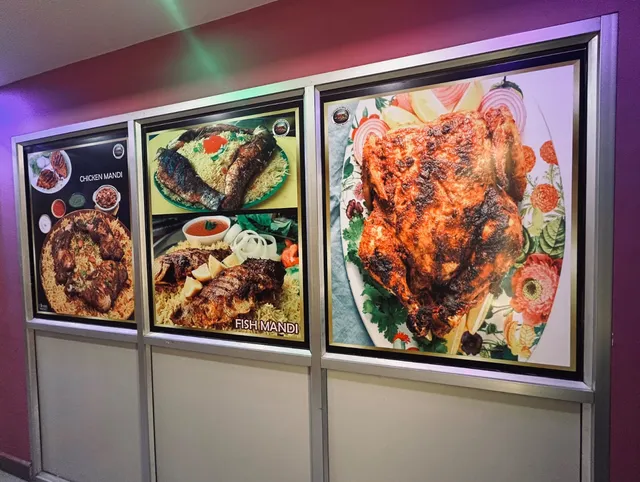 Al ajwa mandhi and kunafa