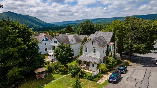 The Bella Victoria Bed And Breakfast