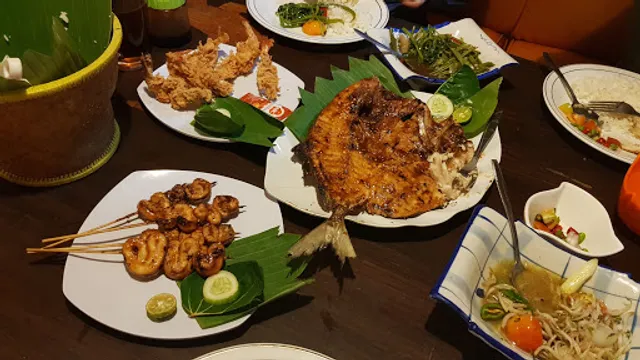 Rumah Makan Seafood Kartika Sari