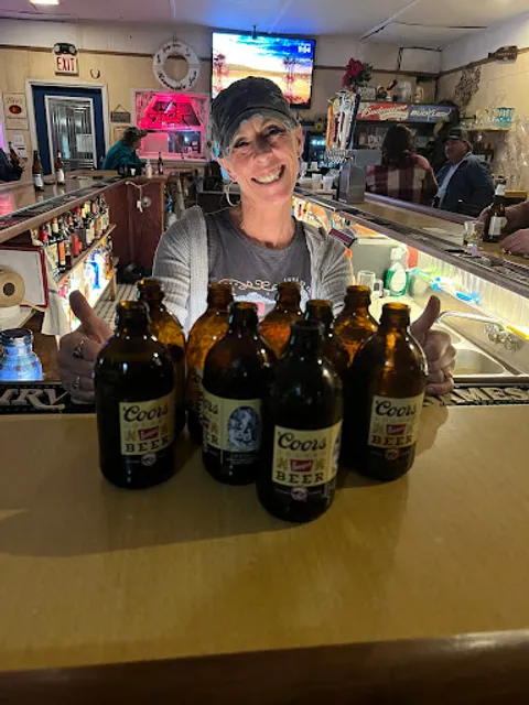 Kelus Riverside Bar and Grill