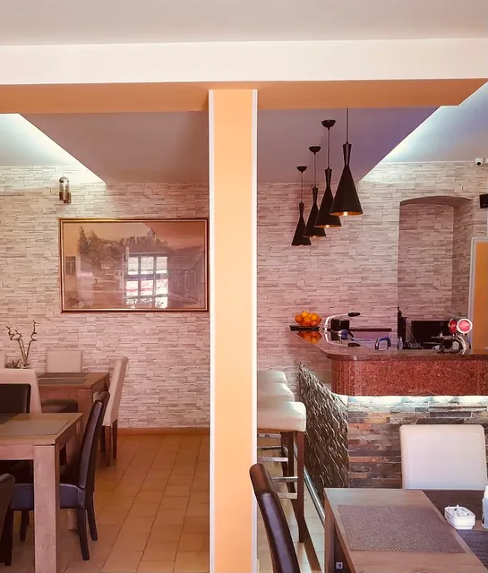 Caffe Restaurant Tradicija Tesanj