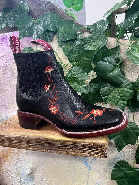 EZ TEXANO Y ALGO MAS ...