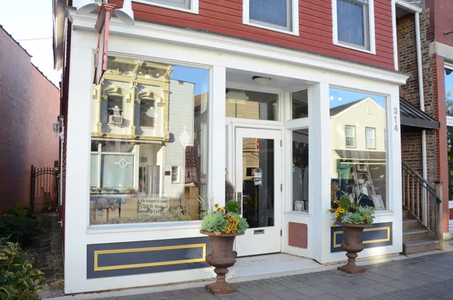 1 Happy Girl Boutique