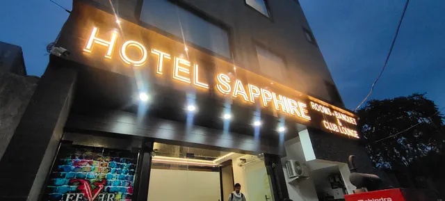 HOTEL SAPPHIRE (Rooms & Disco Lounge)