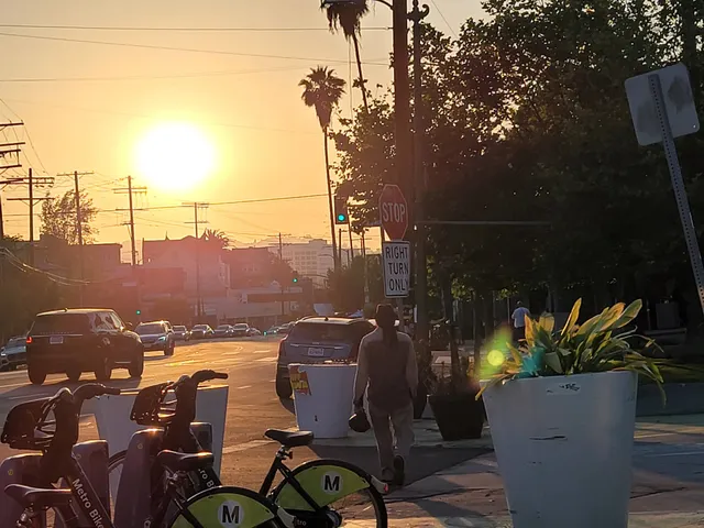 Sunset Triangle Plaza